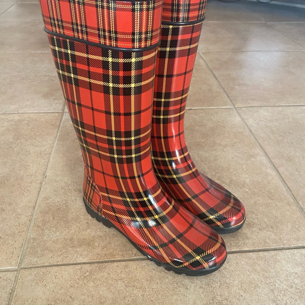 Sperry Rain Boots